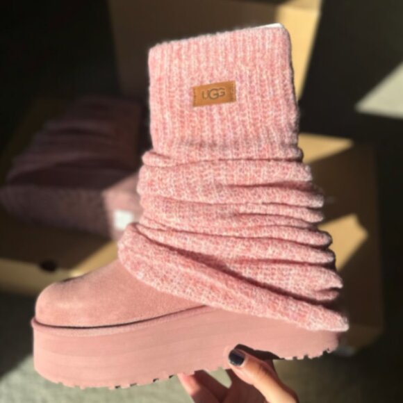 UGG Classic Mini Dipper Leg Warmer Boot - Picture 1 of 6